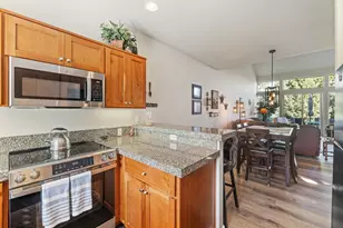 10674 Village Loop, Redmond, OR 97756 - Photo 9