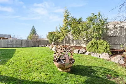 3767 Sunleaf Avenue, Medford, OR 97504 - Photo 43