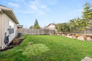 3767 Sunleaf Ave, Medford, OR 97504 - Photo 41