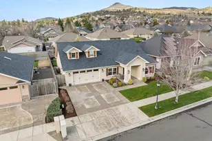 3767 Sunleaf Ave, Medford, OR 97504 - Photo 3