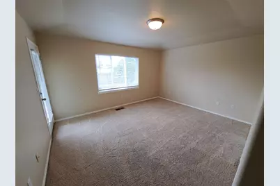 2465 NE 7th Lane, Redmond, OR 97756 - Photo 11