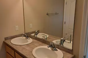 2465 NE 7th Ln, Redmond, OR 97756 - Photo 17