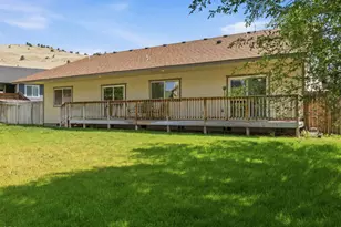 2852 Glacier Dr, Klamath Falls, OR 97603 - Photo 19