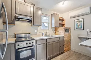 358 S Cedar St, Sisters, OR 97759 - Photo 27