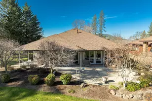 209 Twisted Pine Dr, Grants Pass, OR 97527 - Photo 45