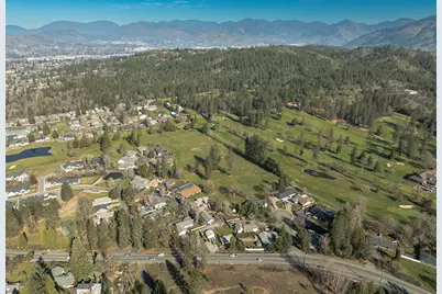 209 Twisted Pine Drive, Grants Pass, OR 97527 - Photo 53