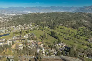 209 Twisted Pine Dr, Grants Pass, OR 97527 - Photo 53