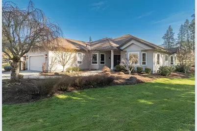 209 Twisted Pine Drive, Grants Pass, OR 97527 - Photo 1