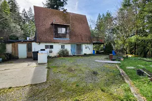 2751 Caves Hwy, Cave Junction, OR 97523 - Photo 3