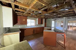 411 S Old Stage Rd, Cave Junction, OR 97523 - Photo 11