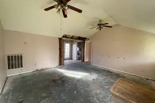 1805 NW Candler Ave, Grants Pass, OR 97526 - Photo 7