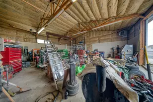 26690 Horsell Rd, Bend, OR 97701 - Photo 45