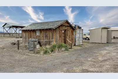 26690 Horsell Road, Bend, OR 97701 - Photo 33