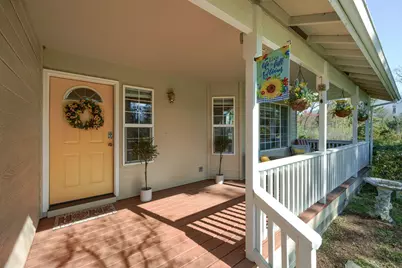 168 Allman Way, Grants Pass, OR 97526 - Photo 1