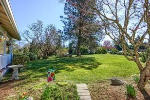 168 Allman Way, Grants Pass, OR 97526 - Photo 37