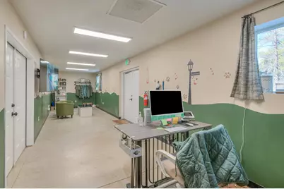 56870 Enterprise Drive, Bend, OR 97707 - Photo 15