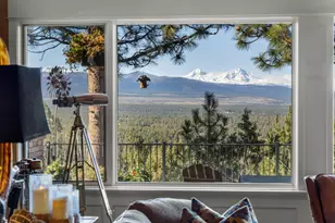 1748 NW Farewell Dr, Bend, OR 97703 - Photo 17