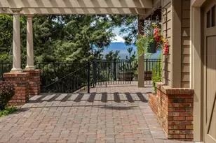 1748 NW Farewell Dr, Bend, OR 97703 - Photo 81