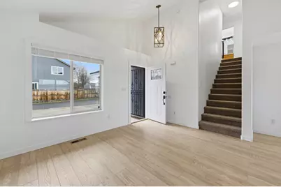 51281 Riley Lane, La Pine, OR 97739 - Photo 5