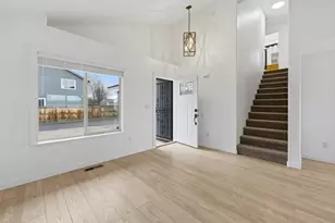 51281 Riley Ln, La Pine, OR 97739 - Photo 5