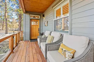 347 E Jefferson Ave, Sisters, OR 97759 - Photo 3