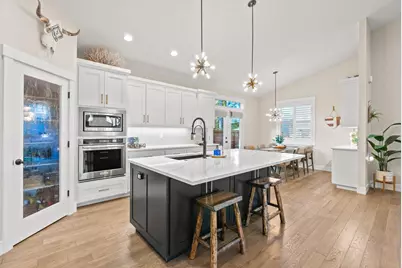 347 E Jefferson Avenue, Sisters, OR 97759 - Photo 69