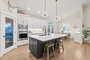 347 E Jefferson Ave, Sisters, OR 97759 - Photo 69