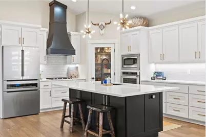 347 E Jefferson Avenue, Sisters, OR 97759 - Photo 67