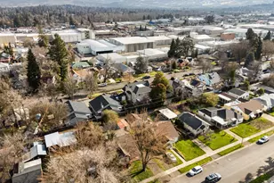 610 S Holly St, Medford, OR 97501 - Photo 37