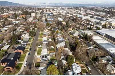 610 S Holly Street, Medford, OR 97501 - Photo 41