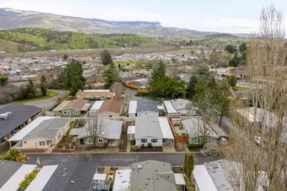 [Address not provided], Phoenix, OR 97535 - Photo 29