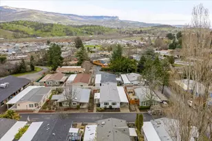 [Address not provided], Phoenix, OR 97535 - Photo 29