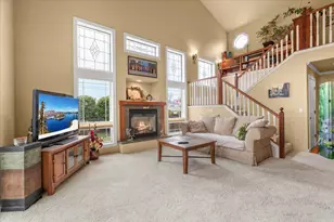 404 Silver Creek Dr, Central Point, OR 97502 - Photo 5