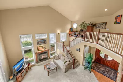 404 Silver Creek Drive, Central Point, OR 97502 - Photo 7