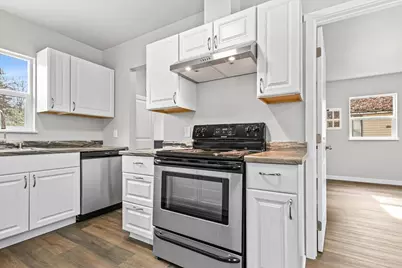 403 SW Burgess Street, Grants Pass, OR 97526 - Photo 15