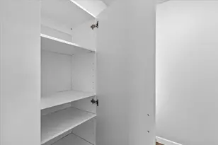 403 SW Burgess St, Grants Pass, OR 97526 - Photo 17