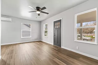 403 SW Burgess Street, Grants Pass, OR 97526 - Photo 9