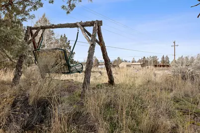 1686 NE Negus Way, Redmond, OR 97756 - Photo 53