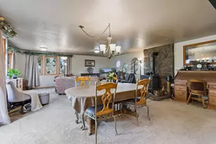 1686 NE Negus Way, Redmond, OR 97756 - Photo 29