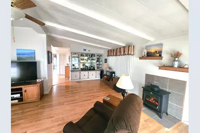 123 Waverly Drive, Grants Pass, OR 97526 - Photo 3