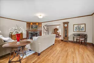 898 NW Riverside Blvd, Bend, OR 97703 - Photo 3