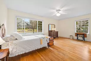 898 NW Riverside Blvd, Bend, OR 97703 - Photo 21