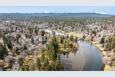 898 NW Riverside Boulevard, Bend, OR 97703 - Photo 45