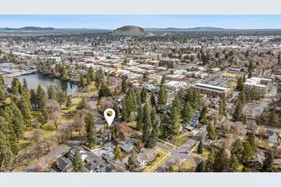 898 NW Riverside Boulevard, Bend, OR 97703 - Photo 41