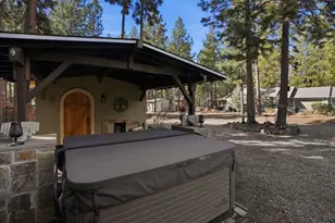 60095 Crater Rd, Bend, OR 97702 - Photo 29