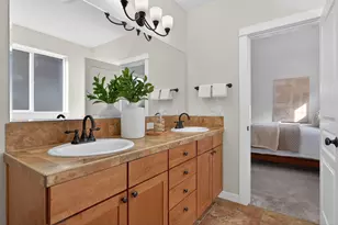 19744 SW Aspen Ridge Dr, Bend, OR 97702 - Photo 21