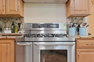 536 Rogue Air Dr, Shady Cove, OR 97539 - Photo 29