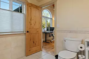 536 Rogue Air Dr, Shady Cove, OR 97539 - Photo 35