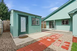 933 Parkdale Ave, Medford, OR 97501 - Photo 29