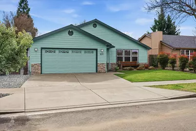 933 Parkdale Avenue, Medford, OR 97501 - Photo 3